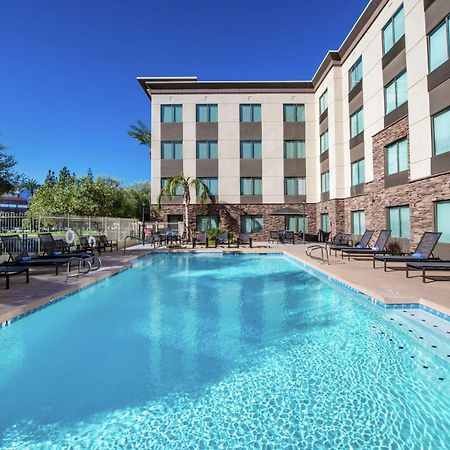 Hampton Inn Phoenix Airport North Exteriör bild