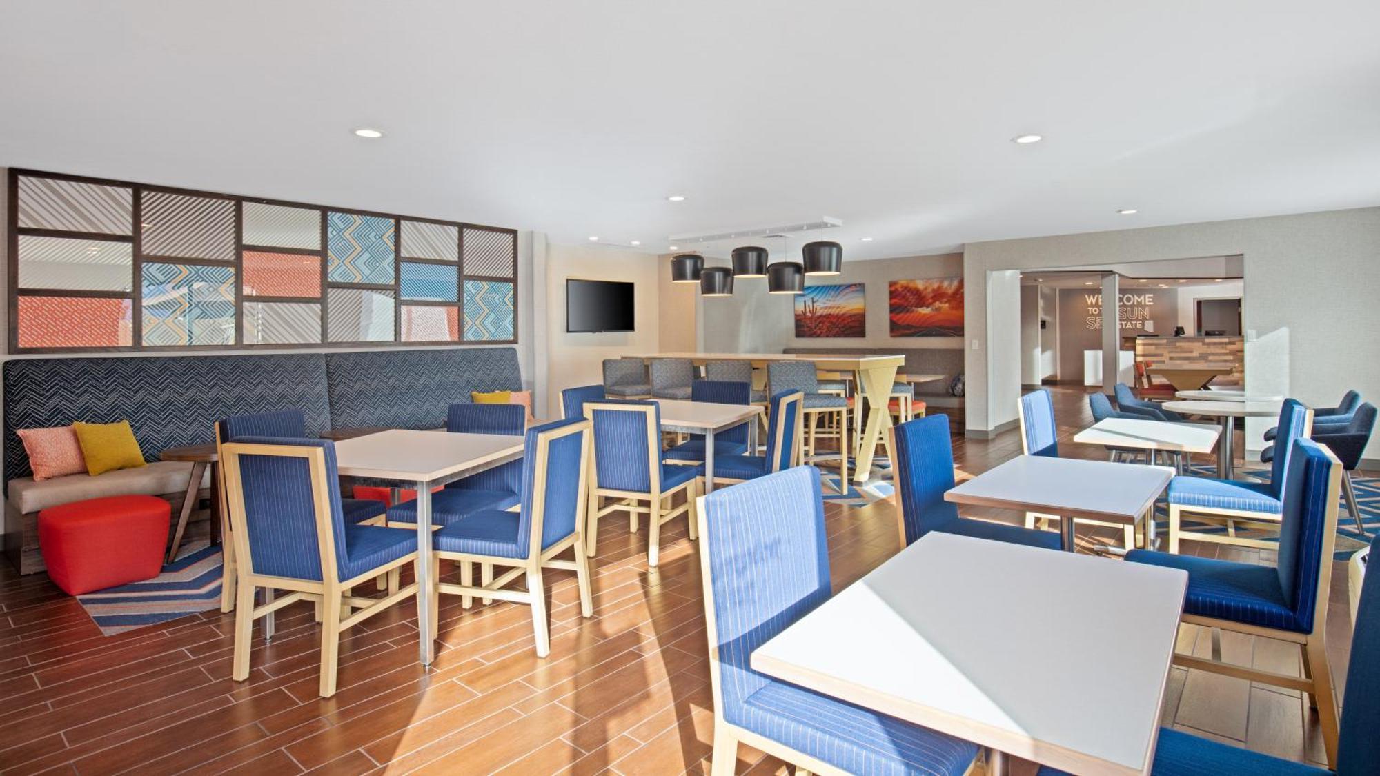 Hampton Inn Phoenix Airport North Exteriör bild